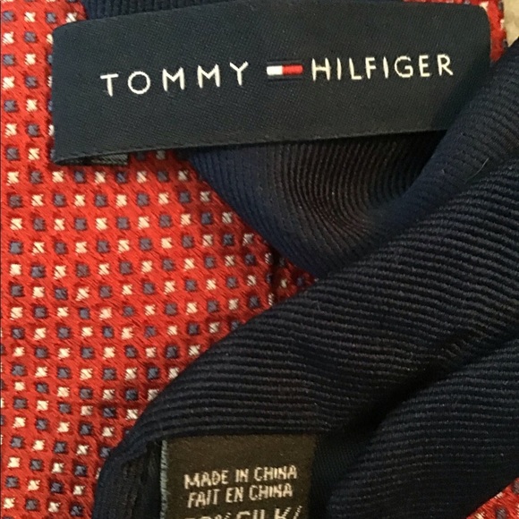 Tommy Hilfiger 100% silk tie - Picture 3 of 5